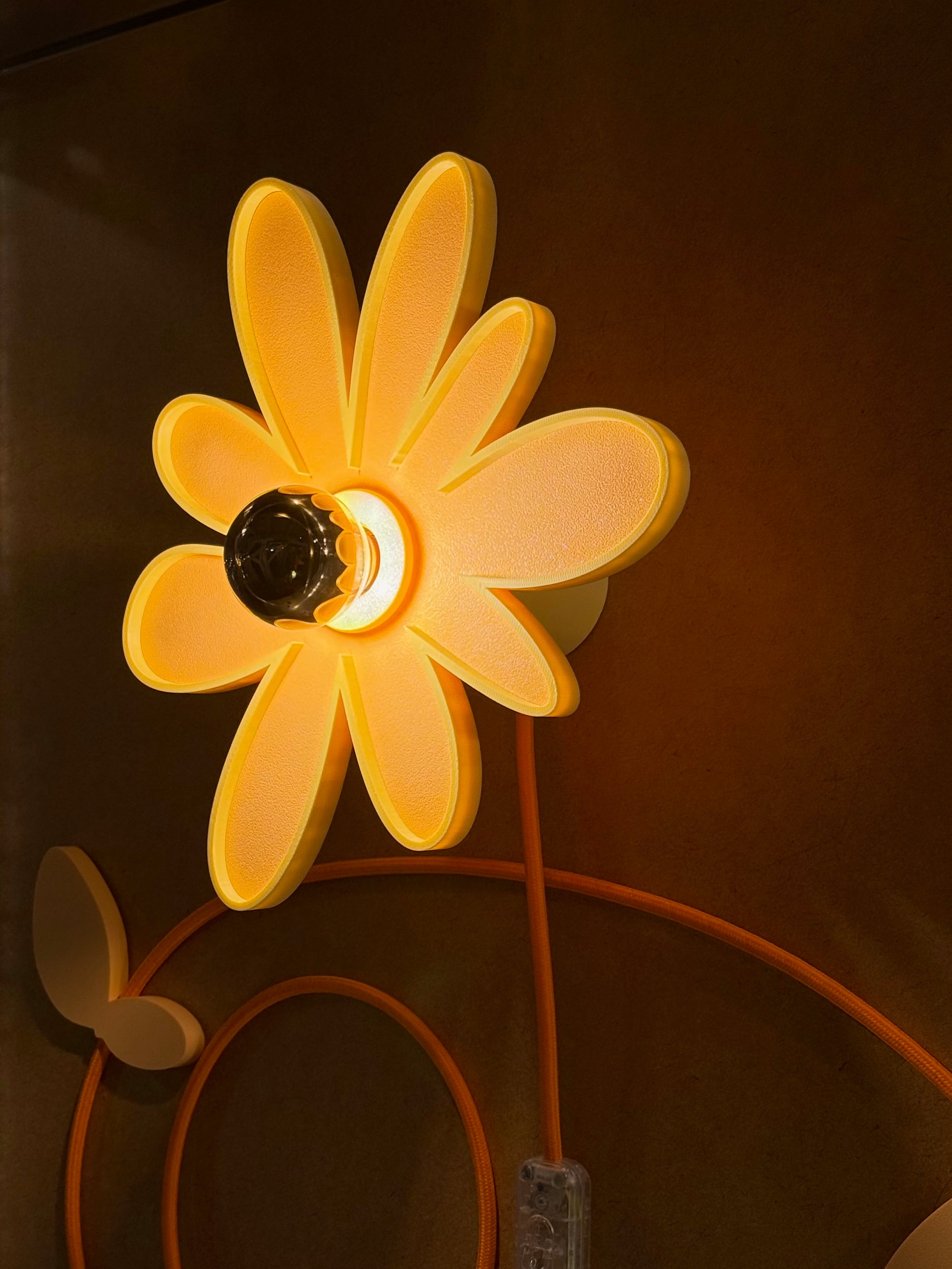 Flower orange / yellow / peach