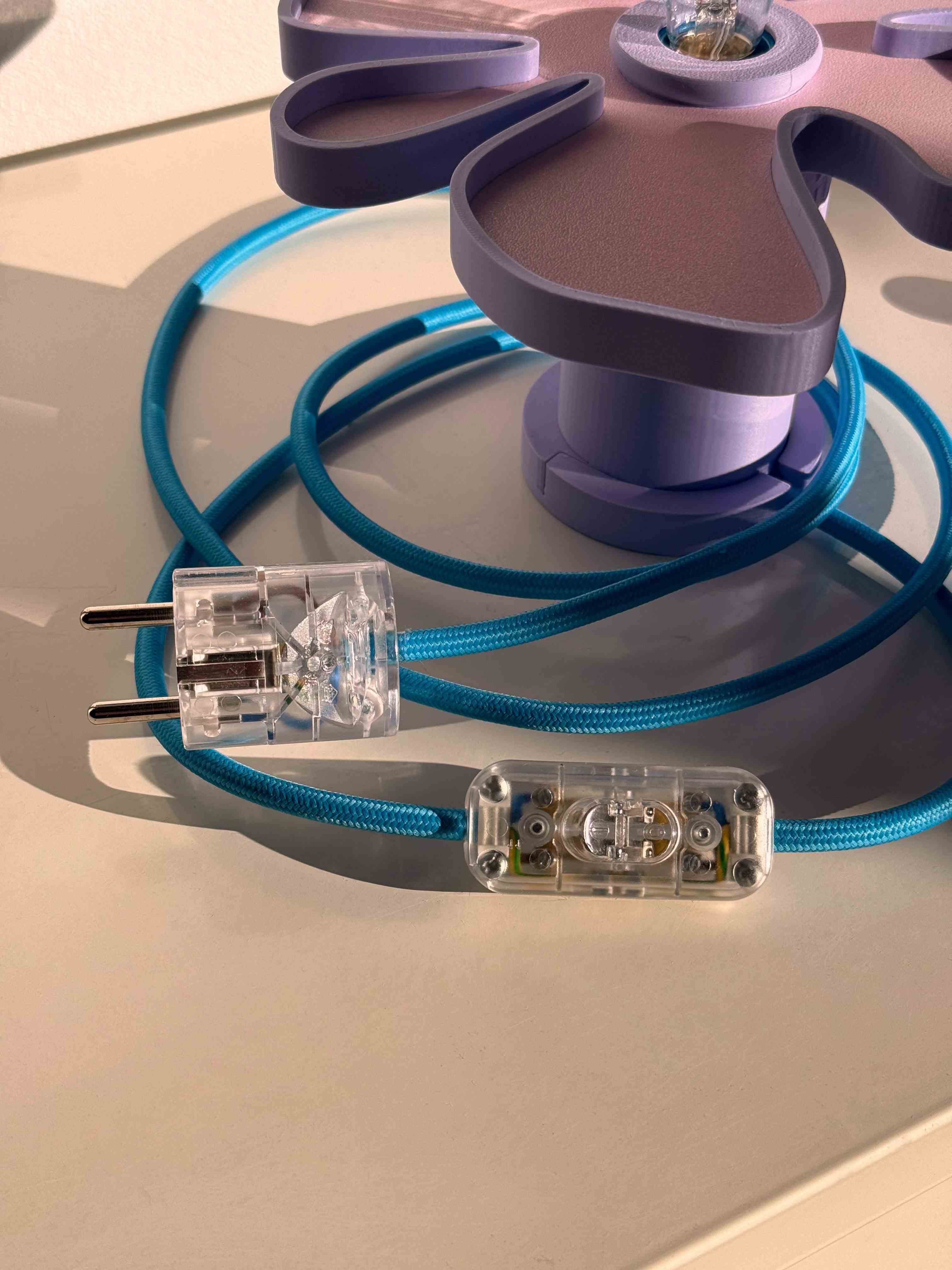 Flower Wall Lamp – Blue / Purple / Candy