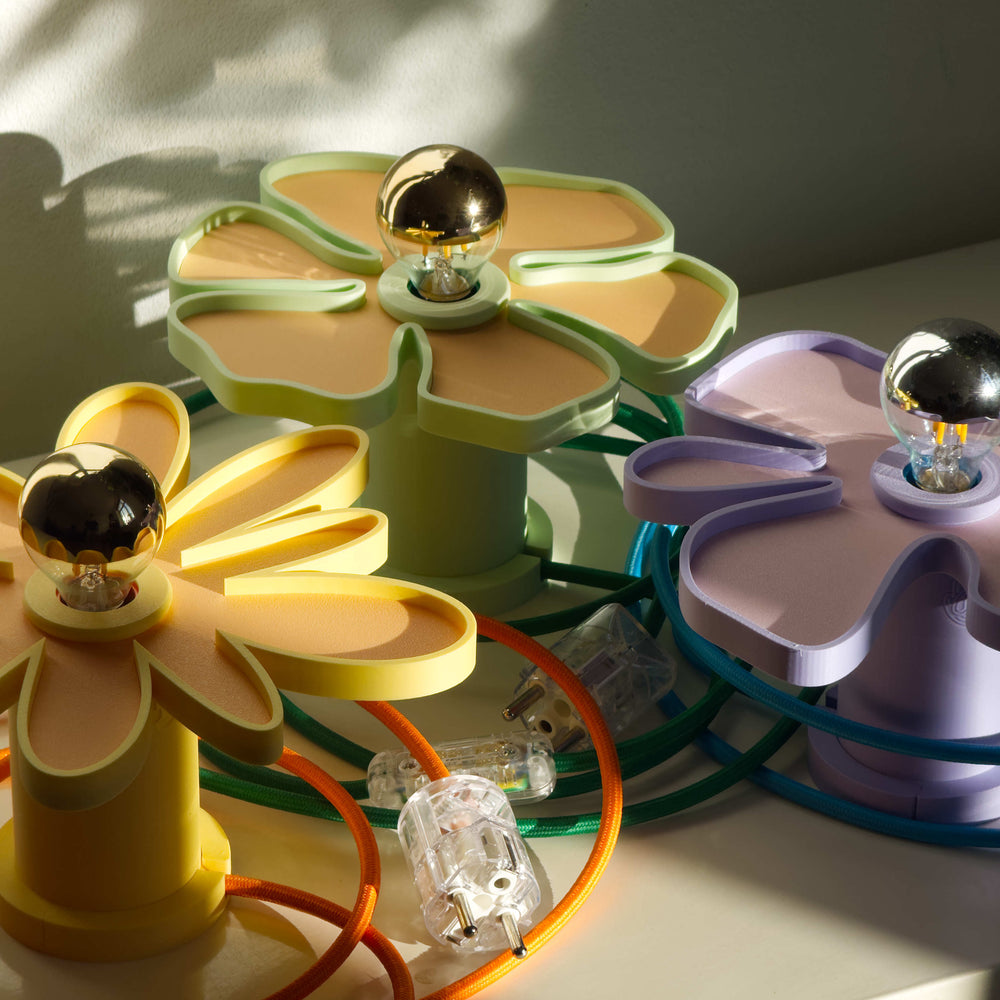 Flower Wall Lamp – Customizable Colors