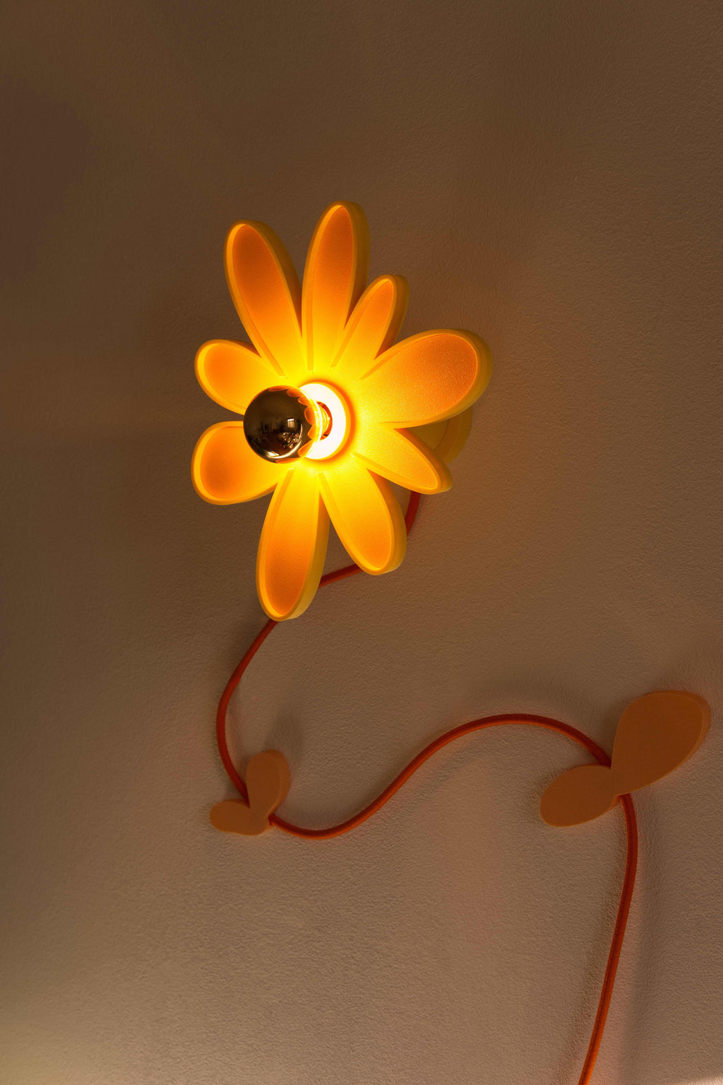Flower Wall Lamp – Orange / Yellow / Peach
