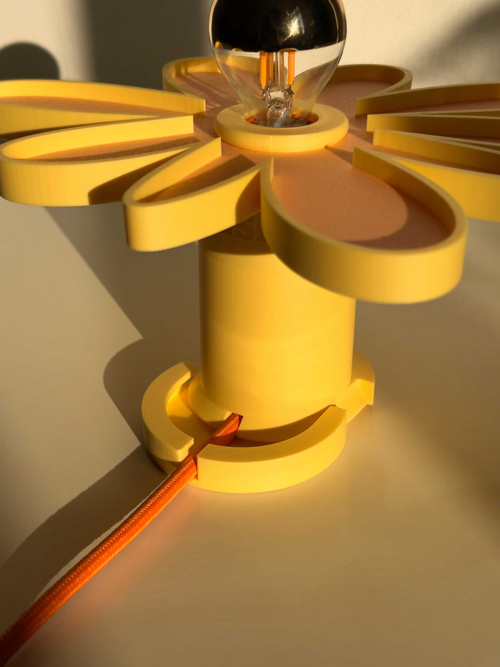 Flower Wall Lamp – Orange / Yellow / Peach